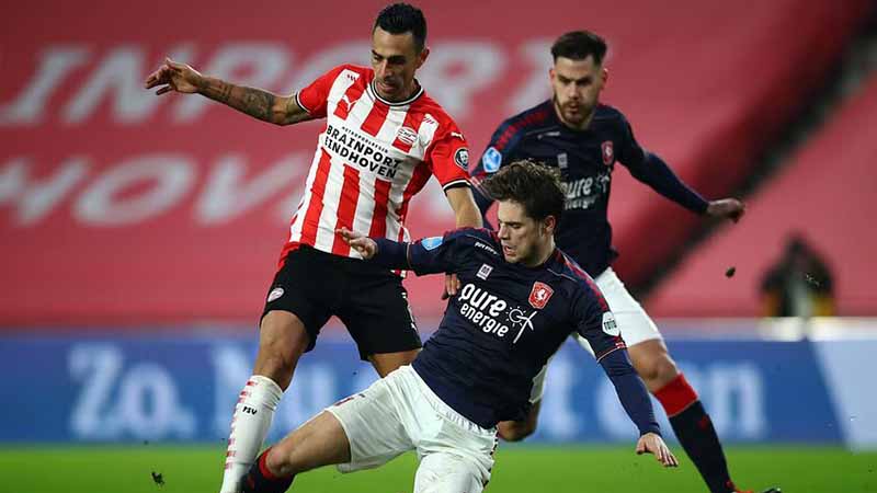 Soi kèo PSV vs Twente