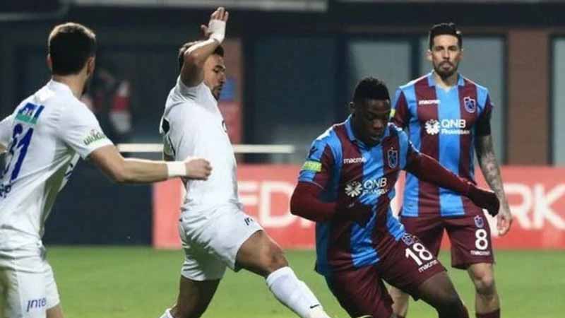 Soi kèo Alanyaspor vs Trabzonspor